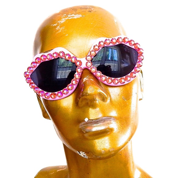 GASOLINE GLAMOUR | Accessories | Sweet Peach Pink Hot Lips  display picture 1